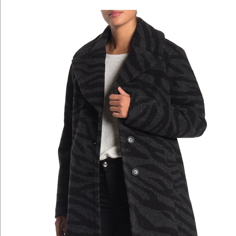 Nine West Notch Collar Zebra Print Coat